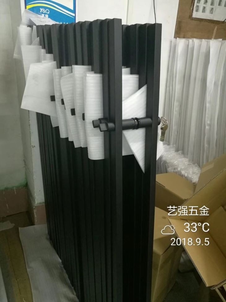Glass Door Handle With Lock